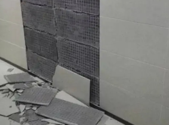 北京瓷砖空鼓维修公司分享下北京墙砖松动维修的知识